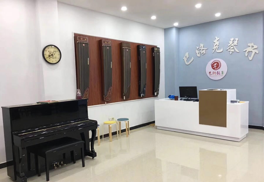 卡罗德钢琴徐州专卖店