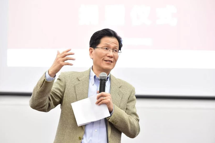卡罗德钢琴朱天教授